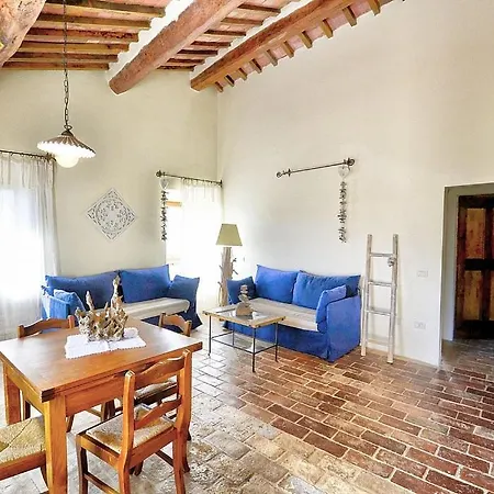 דירה Sleeps 6 With Pool *